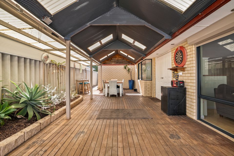 25 Seawind Drive, Rockingham