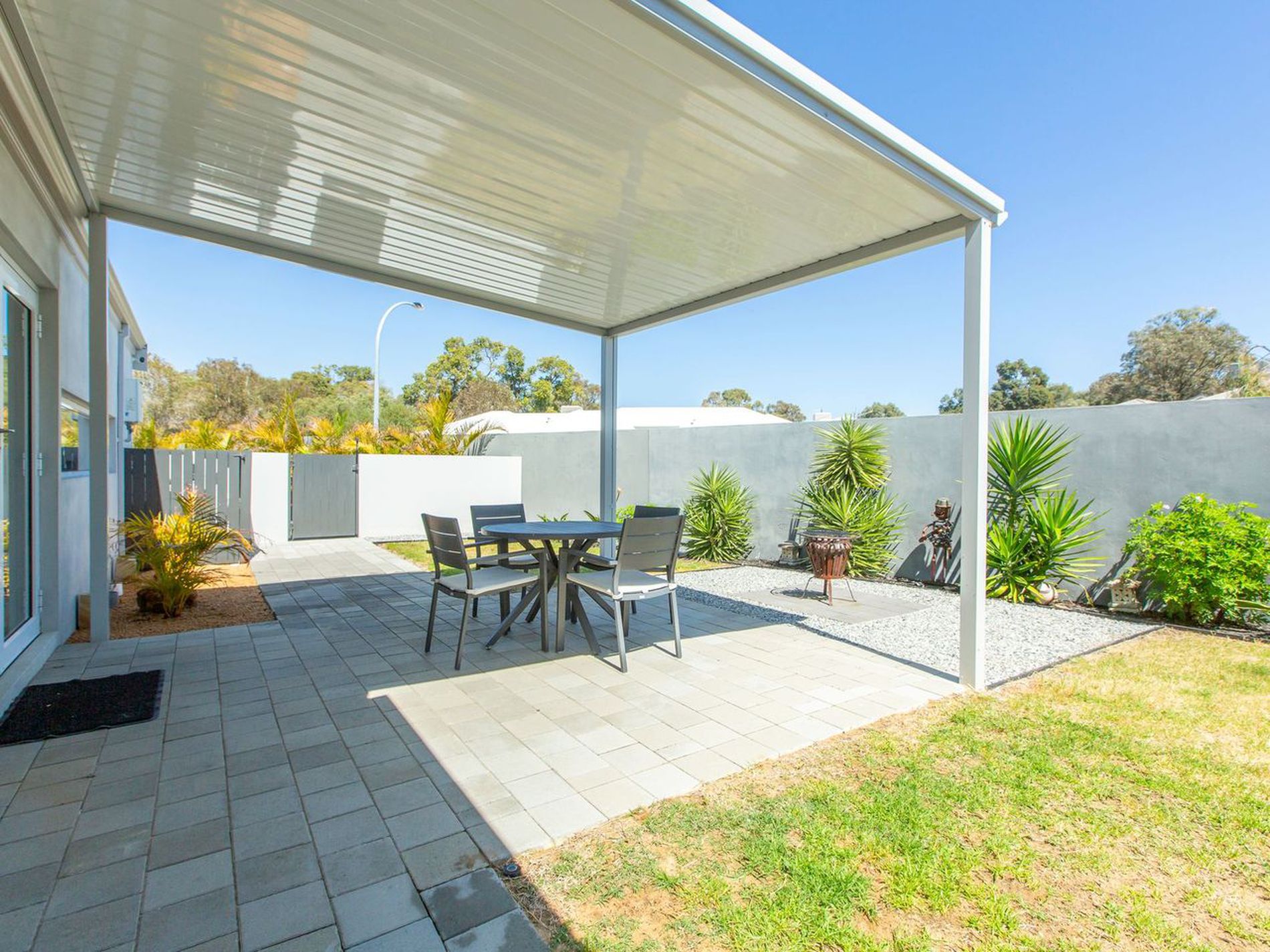 11 Kambany Approach, Dalyellup