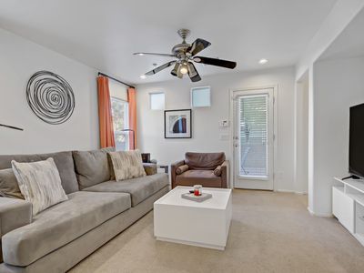 9157 Acclamation Ct, Las Vegas, NV, International