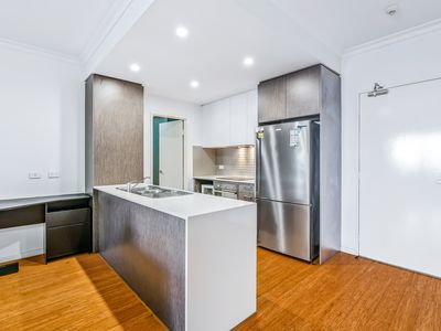 4 / 2 Rowe Avenue, Rivervale