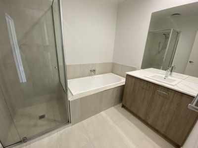 22 Spector Walk, Werribee