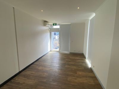 2 / 87 Riverside Avenue, Werribee