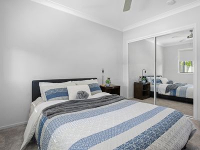 4 Darnay Road, Broadbeach Waters