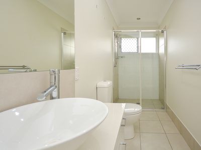 1 / 17 Faustina Close, Augustine Heights