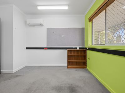 T8 / 75 Newnham Drive, Newnham