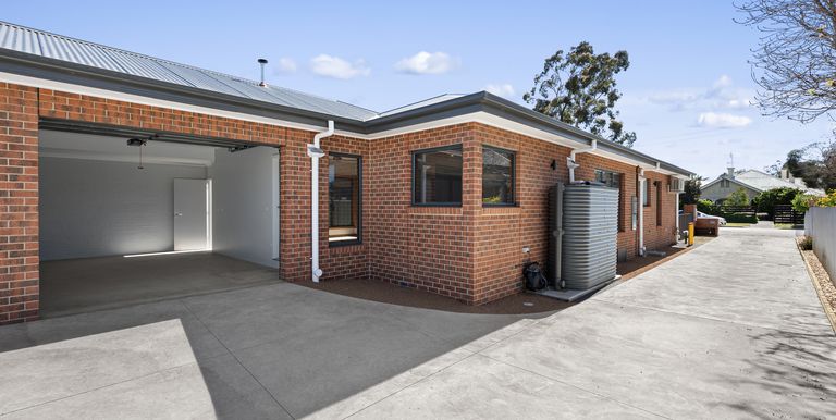 1 / 14  McGuinness Street, Euroa