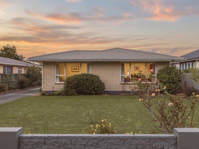 6 Laing Crescent, Heathcote Valley