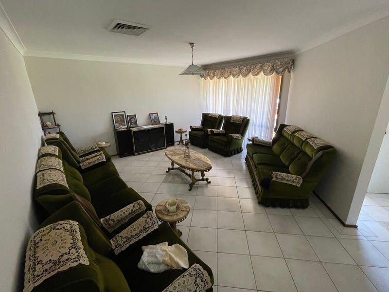 10B Kelvin Park Drive, Bringelly