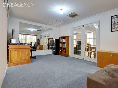 12 Domeney Place, Landsdale