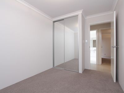 2 / 58 Central Avenue, Ascot