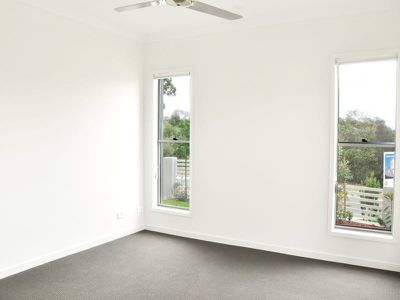 110 McDermott Parade, Rochedale