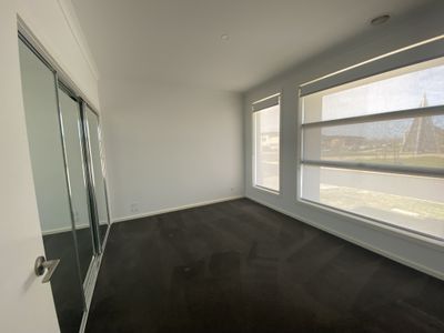 4 Maven Way, Tarneit