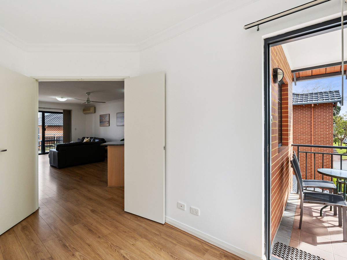22 / 7 Bronte Street, East Perth