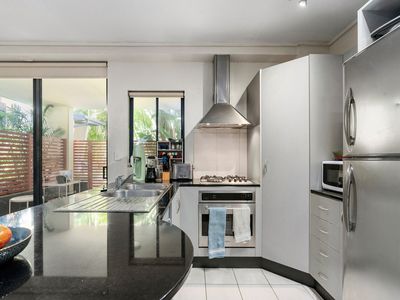 99 / 3 Land Street, Toowong