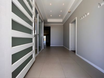 40 Seaspray Crescent, Jindalee