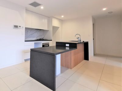 103 / 10 Gladstones St, Burwood