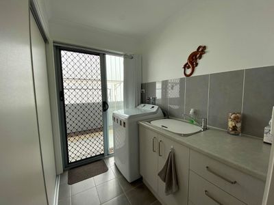 1 Sanctuary Point Close, Point Vernon