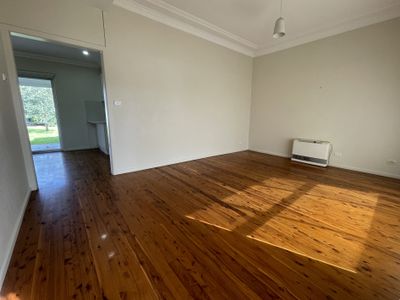 48 Edmondson Avenue, Griffith