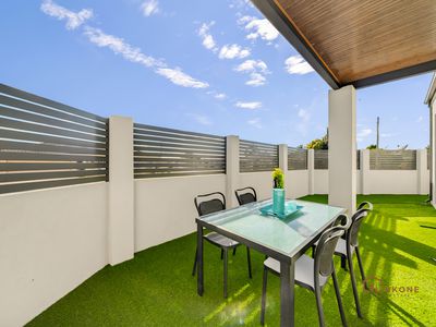 47 GOLF ROAD, Parkwood