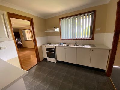 10 Oakborne Rd , Casula
