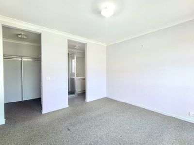 12 Kilcunda Drive, Truganina