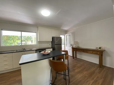 6 Royal Avenue, South Golden Beach