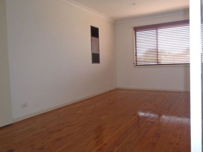 18 Oxley Circle, Dubbo