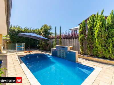 10 St Oswald Rise, Churchlands
