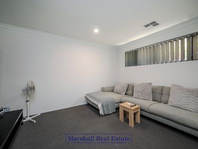 9 Lipson Way, Eglinton