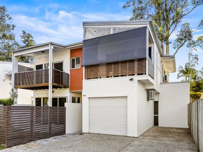 4 / 5 Sovereign Street, Indooroopilly