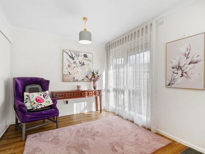 22 Sandra Court, Sale