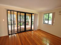 3 / 9 Pamela Place, Kenmore Hills