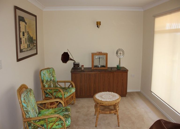 13A Gulf Parade, Brighton