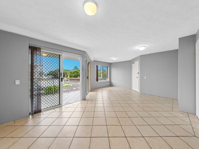 5 / 155 Wynnum Esplanade, Wynnum