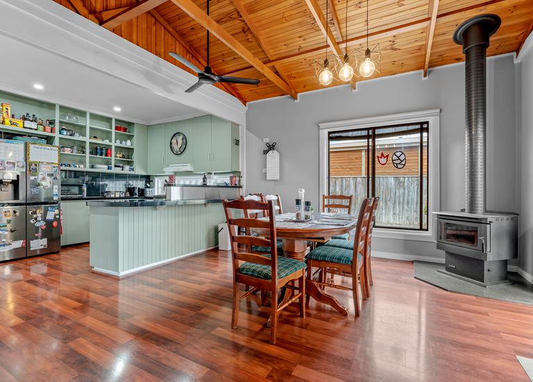 37 Waterford Avenue, Portland