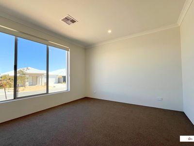 7 Siesta Way, Madora Bay