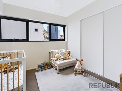 402 / 11 NORMAN STREET, Southport