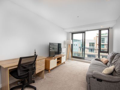 801 / 166 Victoria Street, Te Aro