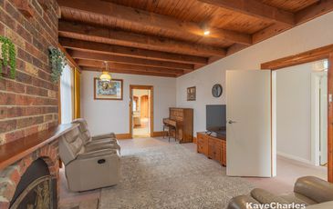 34 Sweeney Drive, Narre Warren