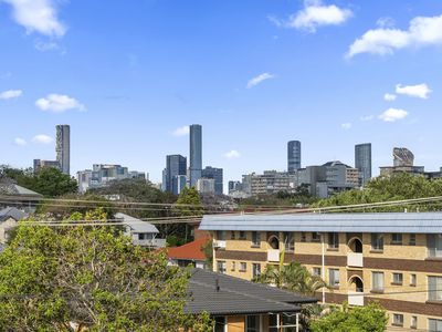 3 / 32 Park Avenue, Auchenflower