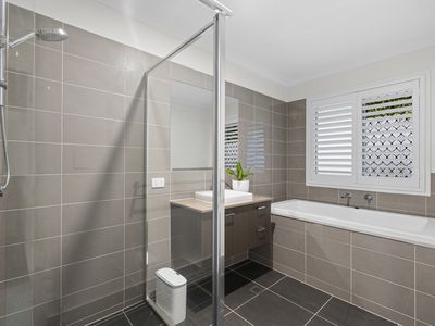 11 Nagel St, Gailes