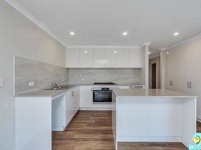 1 / 6 Merion Court, Yanchep