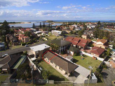 2 / 59 Pur Pur Avenue, Lake Illawarra