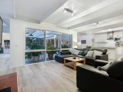 16 Lever Avenue, Blairgowrie