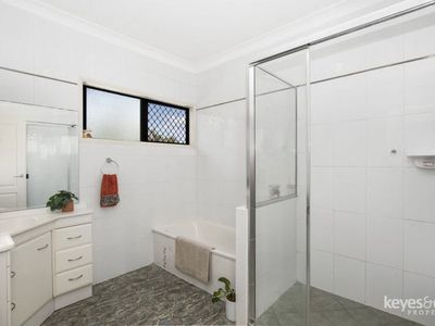 24 Tokara Court, Kelso