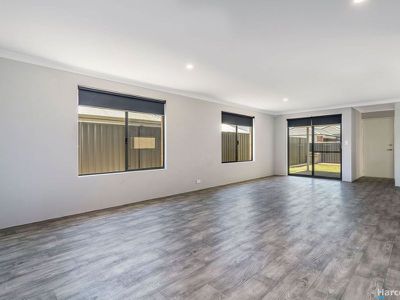 52 Equinox Avenue, Eglinton