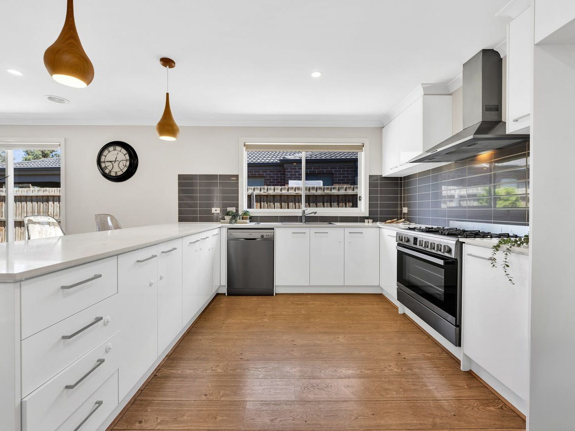 13 Edwin Close, Manor Lakes