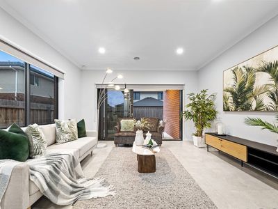 9 Eskdale Street, Werribee