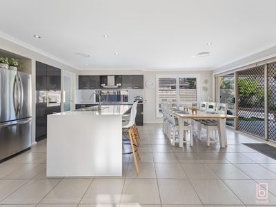 6 Curlew Place, Woongarrah