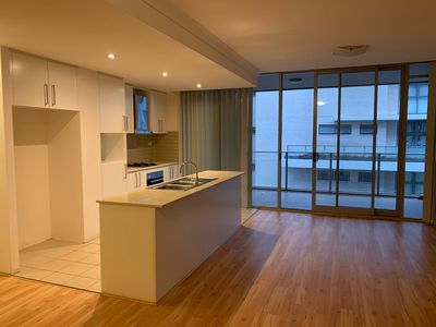 302 / 9-11 Wollongong Road, Arncliffe